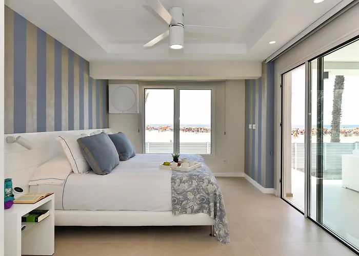 Blue Ocean By Villagrancanaria 马斯帕洛马斯